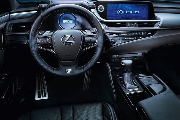 Lexus ES 300h F-Sport